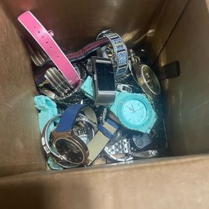 3+ lbs scrap/unbranded Watch lot